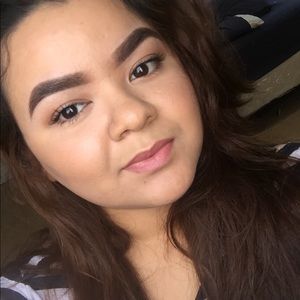 Meet your Posher, Josselin